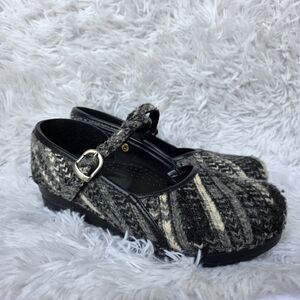 Sanita danish Mary Jane clogs sz 38